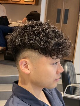 グルーマーズトウキョウ 渋谷店(GROOMER/S TOKYO) スペインカール