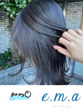 エマヘアデザイン(e.m.a Hair design) アッシュグレー