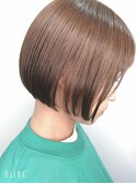 大人可愛いひし形ハンサムショートボブ前下がり