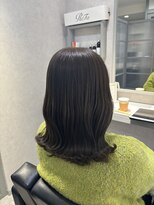 リリーヘアー(Lilly hair) オリーブベージュ