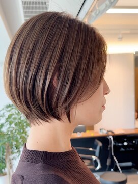 ソワネ 表参道(soigne) 表参道白髪ぼかしウルフショートカットベージュアッシュ30代40代