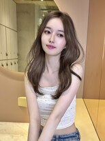 グロー 大宮(GLROW) ▲レイヤーカット顔まわり前髪矯正オリーブベージュharuhi