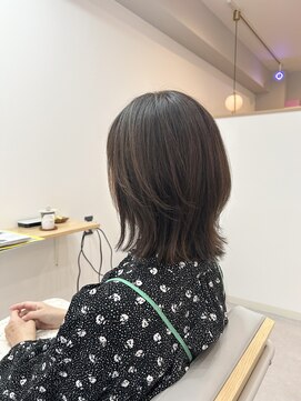 ハレ(HALe) 外ハネレイヤースタイル