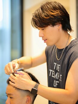 メンズ特化型サロンBUCK☆顔周りカットでヘアスタイルが決まる！似合うカッコいいを創る！