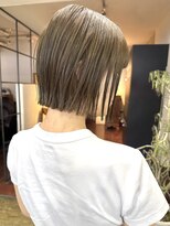 ローマージングウマエ(ROAMER jingumae)&nbsp;外はねボブ