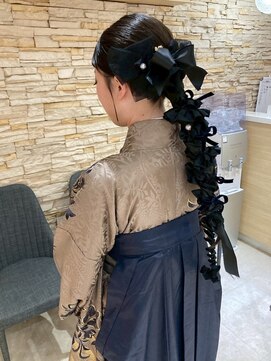 アロマ ヘアー ルーム 新宿店(AROMA hair room) 卒業式ヘアセット/ローポニー/タイトポニー/リボン/パール/洗練