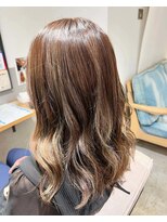 ラピスタ 池袋(Lapista)&nbsp;韓国ヘアハッシュカットダブルハイライトカラー【Lapista池袋】