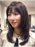 ミディアムレイヤー韓国ヘアハッシュカット