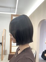 コットバイ ラヴェスト(Cott by lovest) ツヤ感抜群!暗髪切りっぱなしボブ◎