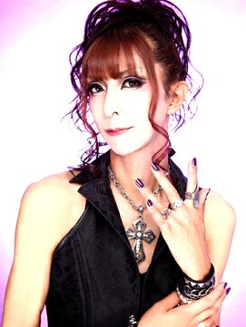 ヘアセットアップス(UP's) ☆ヴィジュアル系☆『女形♂フルメイク+ヘアセット～』 (*^▽^*)