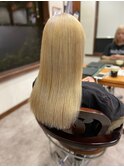 ホワイトベージュ