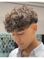 フィフス 渋谷(fifth) スペインカールスパイラルパーマフェード19時以降メンズパーマ