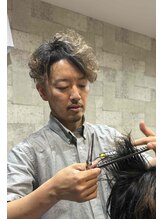 ストローヘアー(STRAW hair) 藁科 幸則