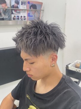 ネクストゼロ(NEXT zerO) アップバングショート