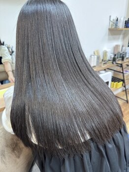 ツレンチ 箕面店(TsuRenchi)の写真/【箕面/茨木/吹田】ツレンチの酸性ストレートは業界トップクラスの技術力！理想の艶髪を叶えます♪