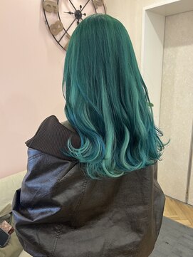 シュガー ヘアアンドネイル 仙台(SUGAR) ターコイズグリーンインナーカラー