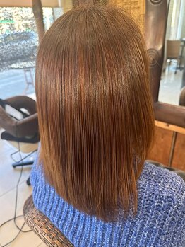 ジギー アールの写真/ダメージレスで艶髪に…★厳選トリートメントで髪の芯から潤いを与え、毛先までしっとり潤うヘアに♪