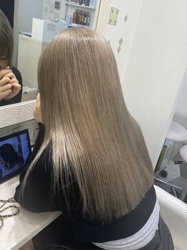 エゴ 池袋(EGO) ミルクティーベージュ/グレージュ/艶カラー