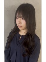 ニーイチイチ(211)&nbsp;艶髪/アッシュグレー/ウェーブヘア