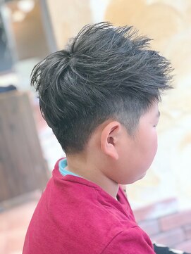 美容室髪結 アップバングカット