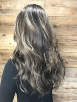 フォーク(FOLK)&nbsp;恵比寿_外国人風ハイライトバレイヤージュ_ブロンドベージュ