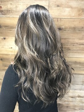 フォーク(FOLK) 恵比寿_外国人風ハイライトバレイヤージュ_ブロンドベージュ