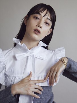 マド(Mado) She for mado