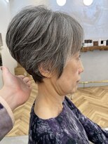 ロミー 本厚木(ROMMY.)&nbsp;45度の前下がりミセスショート/大人女性/白髪対応/ROMMY.本厚木