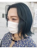 エメラルドモスグリーン