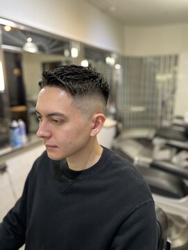 メリケンバーバーショップ フクオカ(MERICAN BARBERSHOP FUK) ビジネスマンバーバースタイル