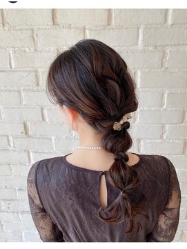 ジイジイ 宇多津店(GIGI) アップスタイル