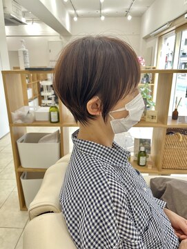 ファボ(favo.) 骨格矯正くびれショート