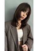 顔まわりレイヤー鎖骨ミディアムオリーブグレージュ