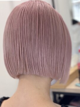 ロウル 渋谷(LOWRL) ピンクコンパクトボブ