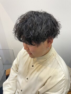 シードバイシャムロック(SEED by Shamrock) 【波巻きスパイラルパーマ】