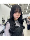 ブルーブラック/顔まわりカット/前髪カット