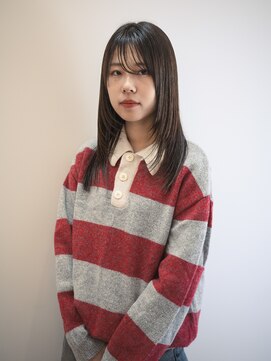 レイヤーたっぷりセミロング