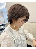 くびれのあるオシャレショート　NARUMI