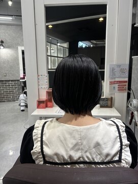 アウラ 近鉄八尾駅前店(Aura) ショートボブ