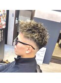 ツイストパーマ×スキンフェード