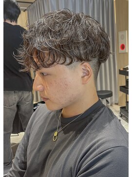 レボ 片町店(Revo) 海外風スパイラルパーマ