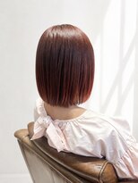 モザミ(MOZAMI)&nbsp;ブリーチなしで楽しむ透明感ピンクの艶ボブスタイル仕上げ