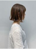 bob (切りっぱなしボブ、外はね、前下がり)