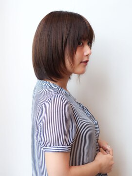 マイラ 銀座(myla) 銀座大人可愛いひし形小顔くすみアッシュベージュショートボブ