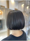 大人かわいい 切りっぱなしボブ