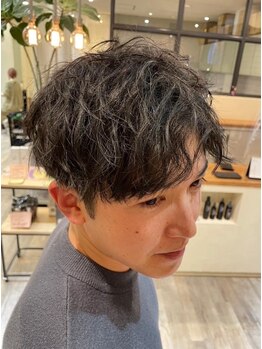 シフト(SHEEFT)の写真/朝のセットも簡単に！ライフスタイルに合わせた様々なヘアデザインは《Hair Design Room SHEEFT》