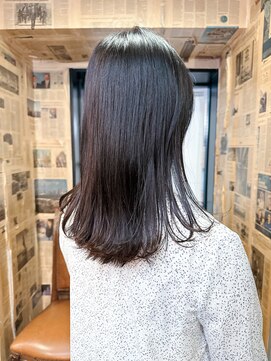 シック(Chic) ミルクティーピンク ベージュピンク 斜めバング ベビーピンク