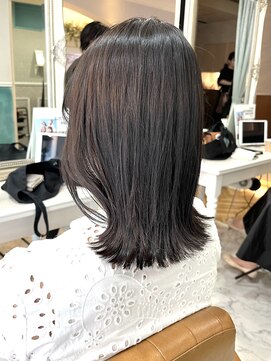 ロンド 銀座(Lond) 【Noa】切りっぱなし×顔まわりレイヤー×bob