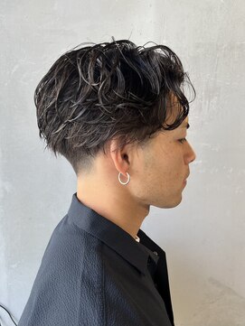 フランクスバーバーリザーブ 人形町店(FRANK’S BARBER RESERVE) メンズパーマ/センターパート／人形町　y