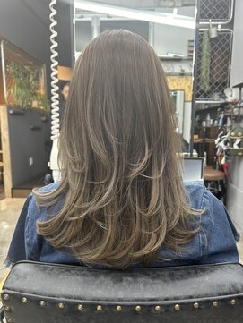 クロムス(clomus) 【clomus】バレイヤージュ　アッシュベージュ